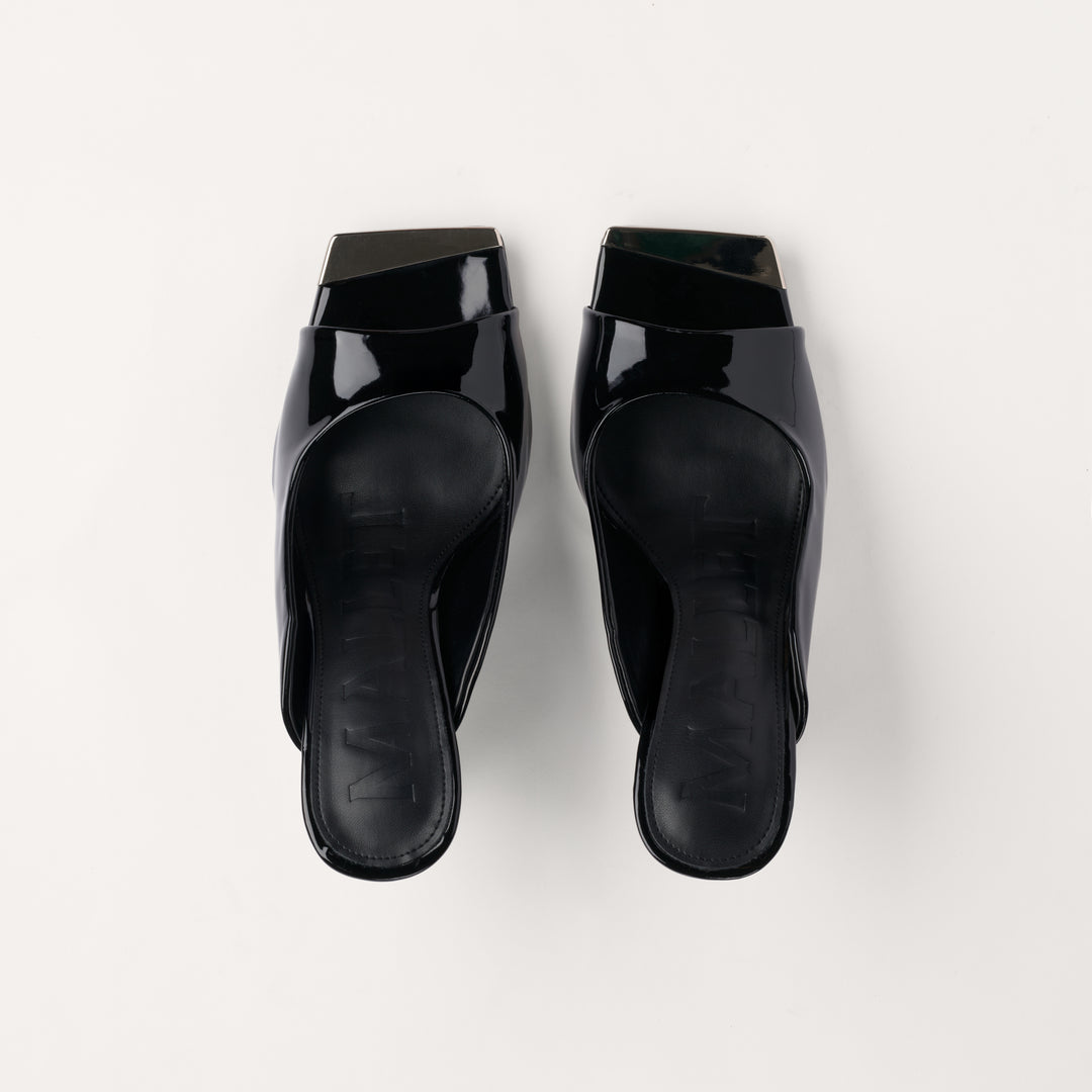 Amber Black Patent Womens
