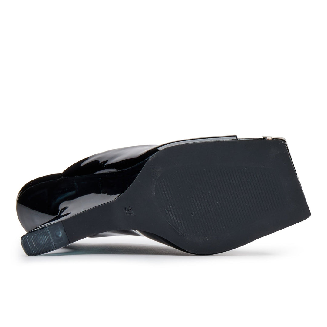 Amber Black Patent Womens